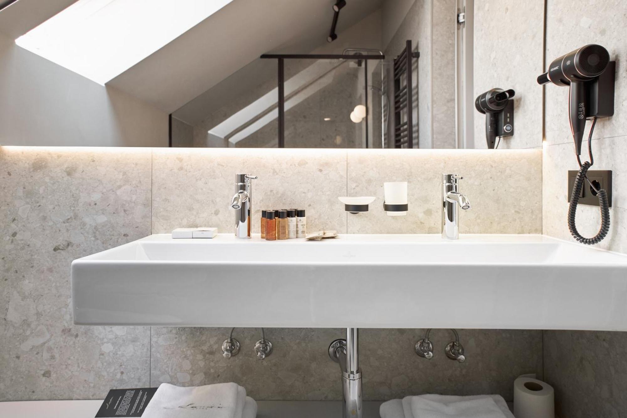 Hotel Laudon Uzhhorod Phòng bức ảnh