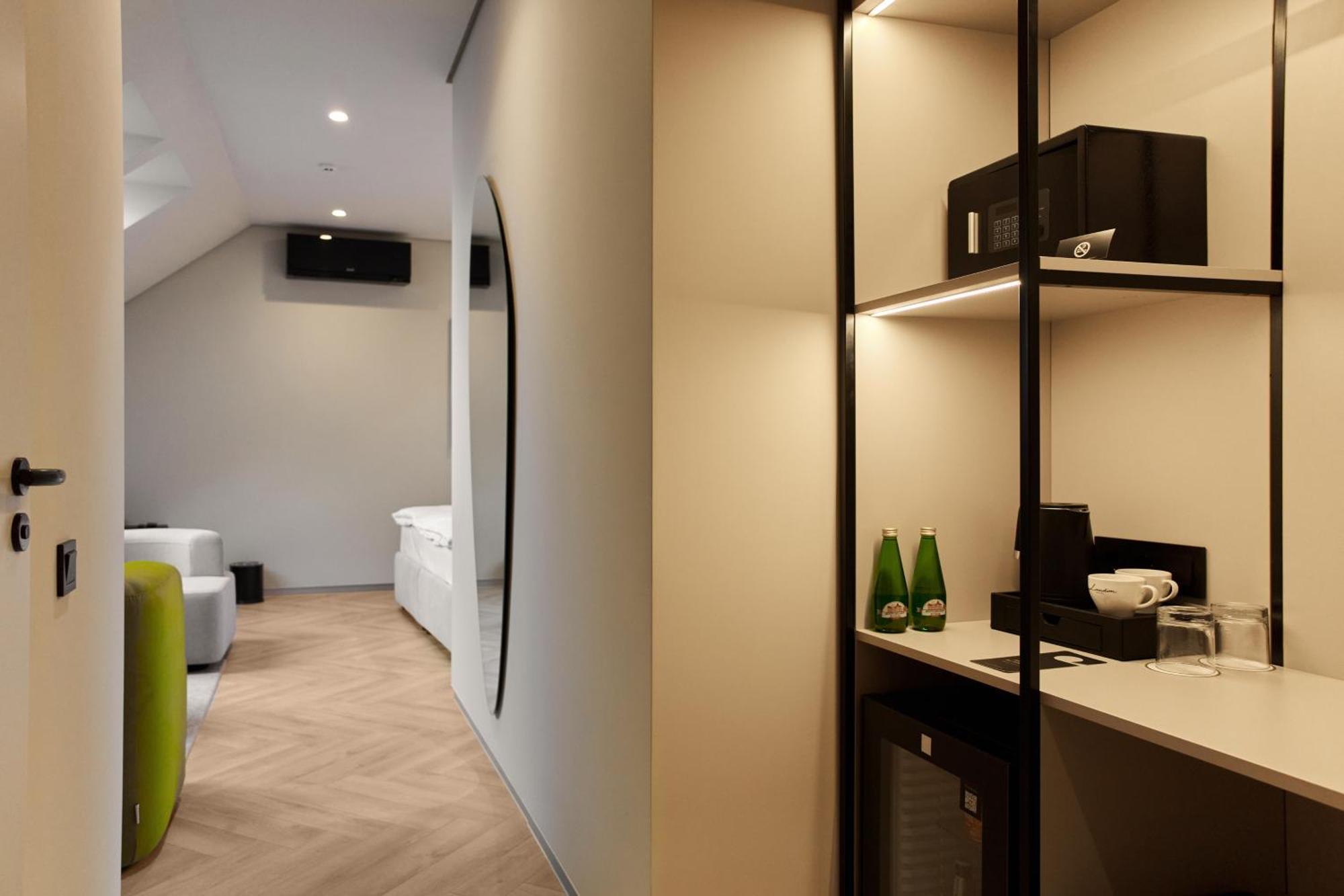 Hotel Laudon Uzhhorod Phòng bức ảnh
