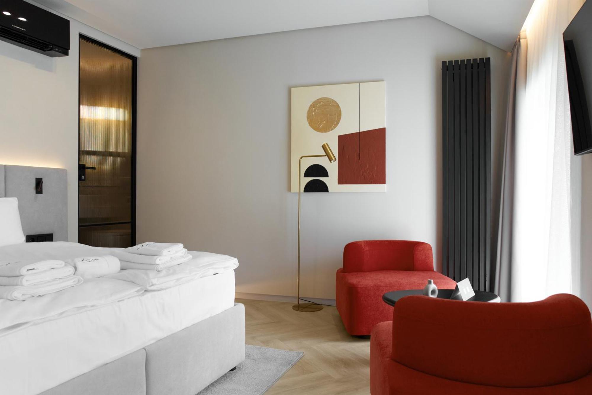 Hotel Laudon Uzhhorod Ngoại thất bức ảnh