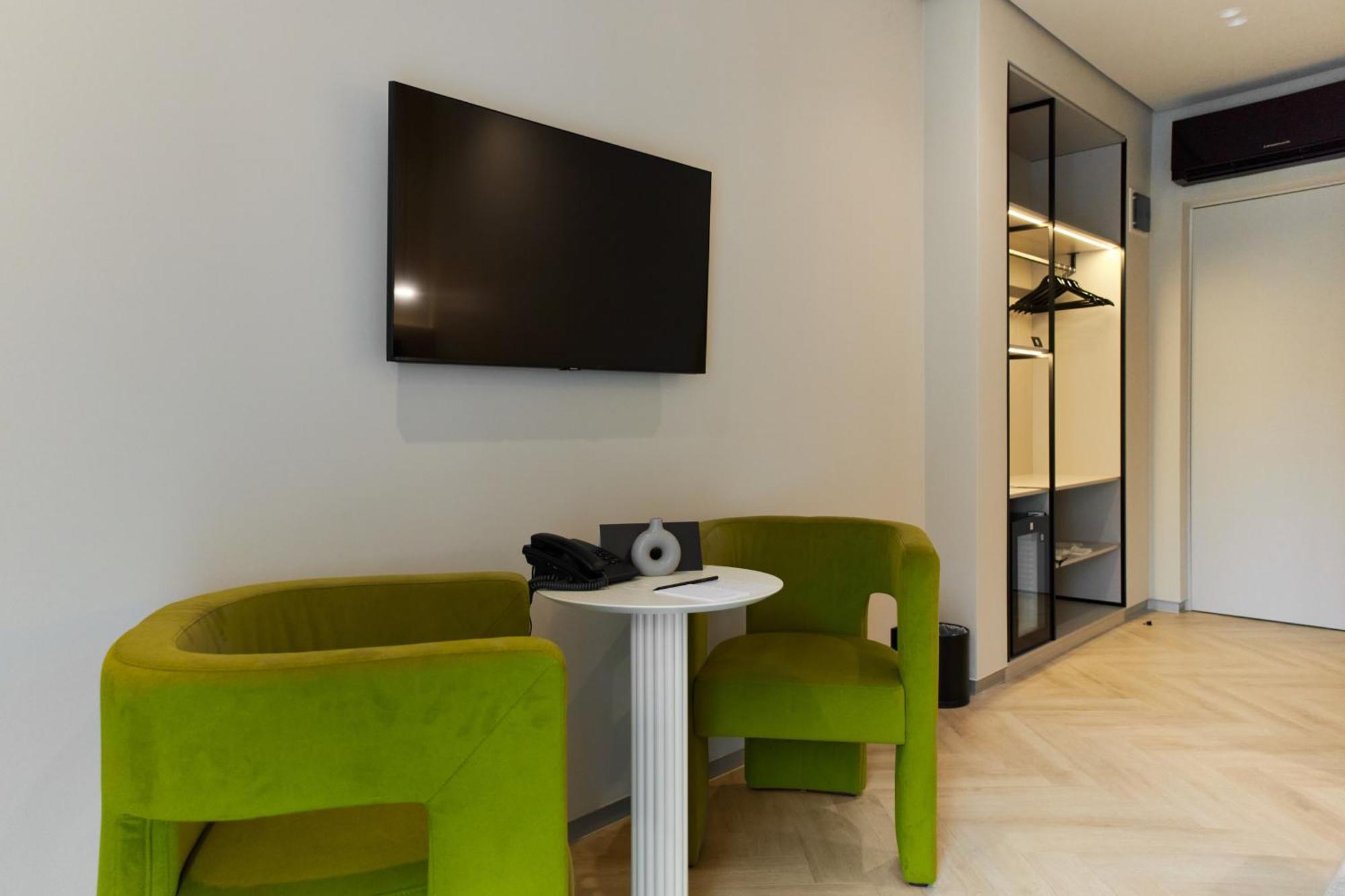 Hotel Laudon Uzhhorod Ngoại thất bức ảnh